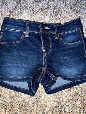 O Denim Jean Shorts Size 7 Like New